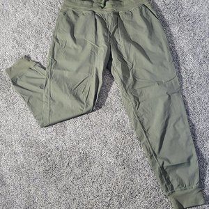 Zyia Olive Trail Joggers 29 Size 12